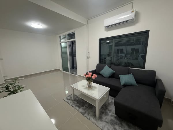 living room of ทาวน์โฮมแฝด4ชั้น
