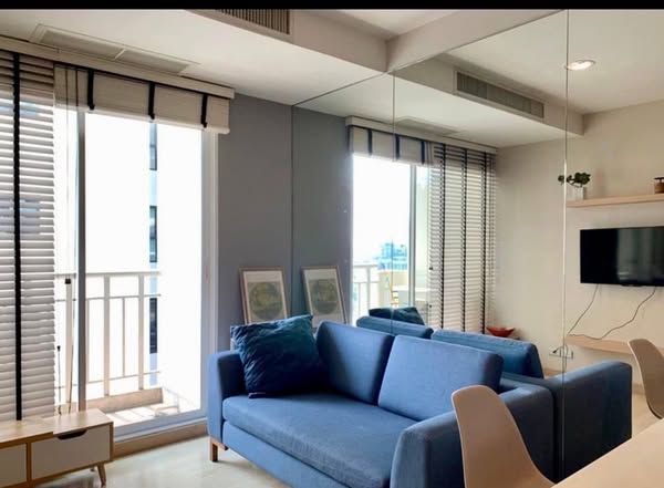 living room and room interior of 59 Heritage
