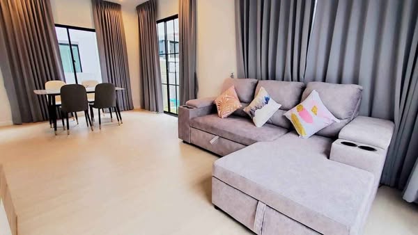 living room and bedroom of Anasiri Ramkhamhaeng