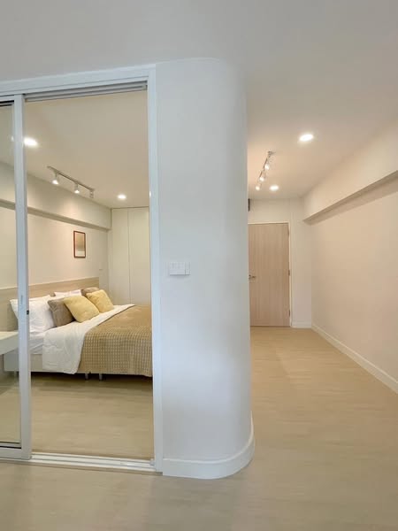 bedroom and room interior of Angket Pavilion