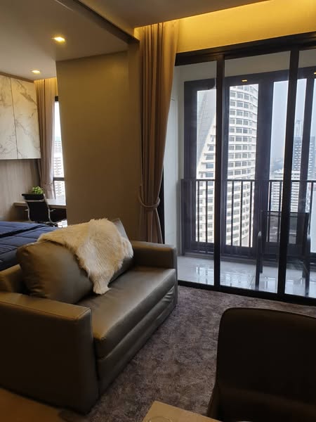 living room and bedroom and room interior of Ashton Asoke