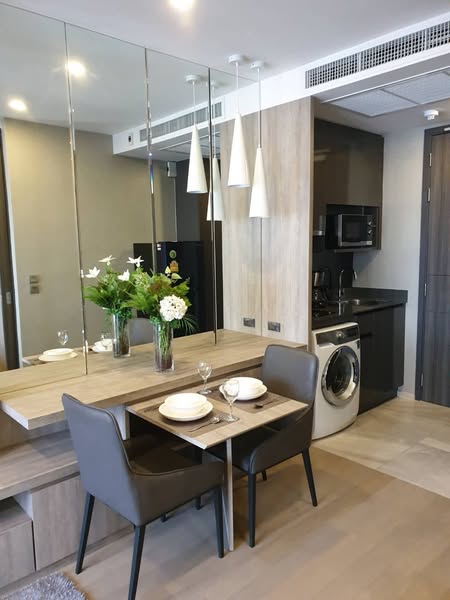 room interior of Ashton Asoke