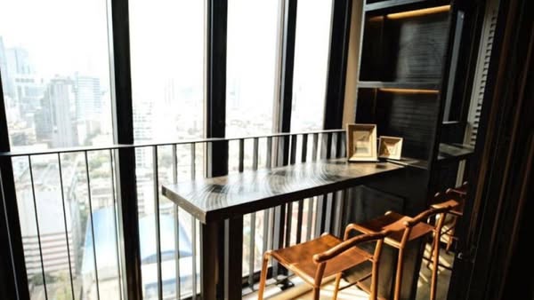 room interior of Ashton Chula-Silom