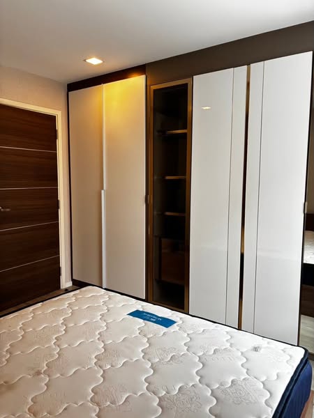 bedroom and room interior of Atmoz Ladprao 71