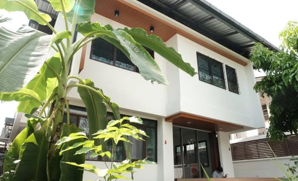 Baan Puripuri: Home Office ลาดพร้าว 41