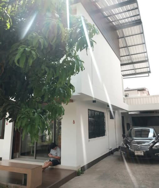 Baan Puripuri: Home Office ลาดพร้าว 41
