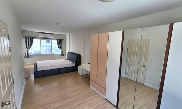 bedroom and room interior of หมู่บ้านทาวน์พลัส(เกษตรนวมินทร์)