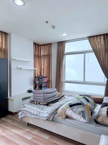 bedroom of Centric Scene Sukhumvit 64