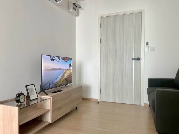 bedroom and room interior of Chewathai Hallmark Ladprao – Chokchai 4 Phase 2