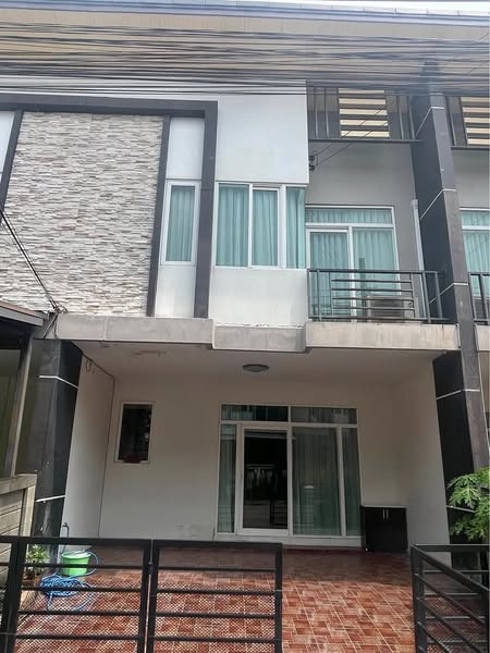 Gusto Ramkhamheang