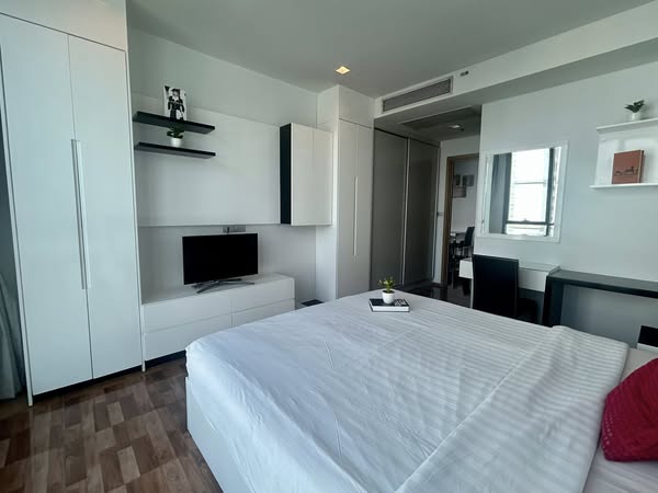 bedroom of Hyde Sukhumvit 13