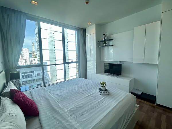 bedroom of Hyde Sukhumvit 13