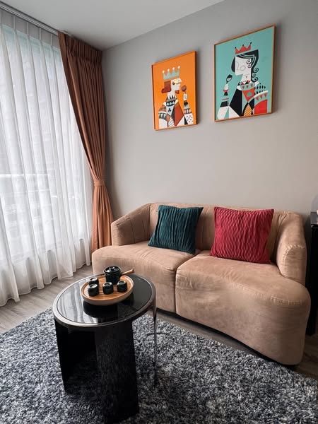 living room of Ideo Mobi Sukhumvit 40