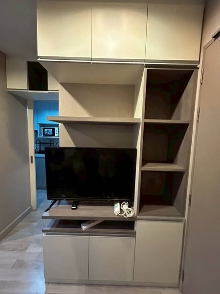 room interior of Ideo Mobi Sukhumvit 81