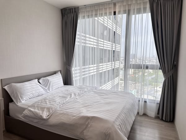 bedroom of Ideo Mobi Sukhumvit Eastpoint