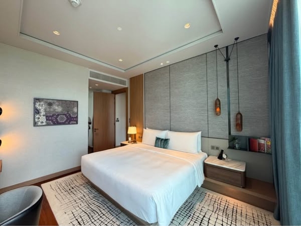 bedroom of Kimpton Maa-Lai Bangkok