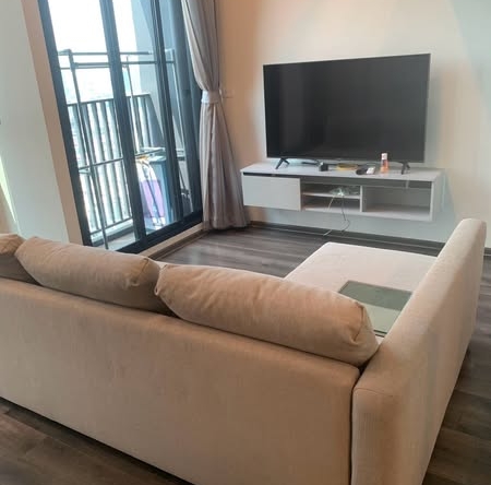 bedroom and living room of KnightsBridge Space Rama9