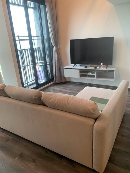 bedroom and living room of KnightsBridge Space Rama9