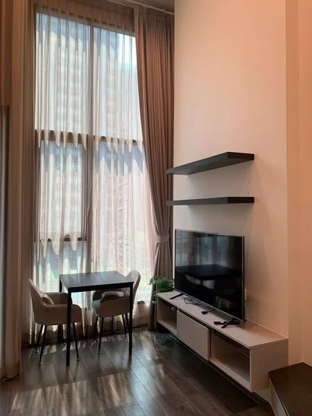 living room of KnightsBridge Space Rama9