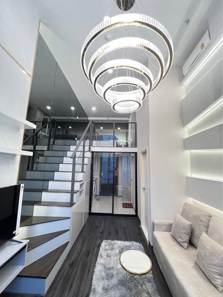 living room of KnightsBridge Space Rama9