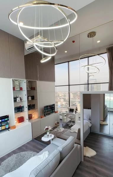 living room of KnightsBridge Space Ratchayothin