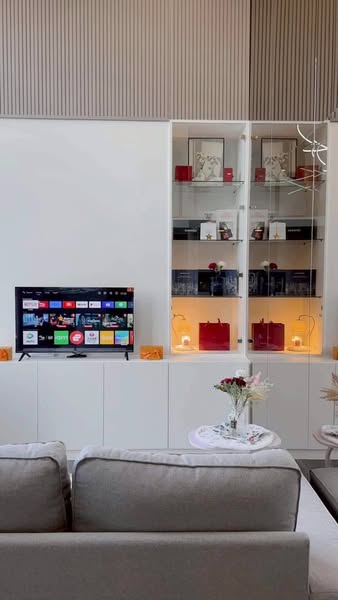 living room and room interior of KnightsBridge Space Ratchayothin