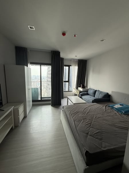 bedroom of Life Asoke – Rama 9