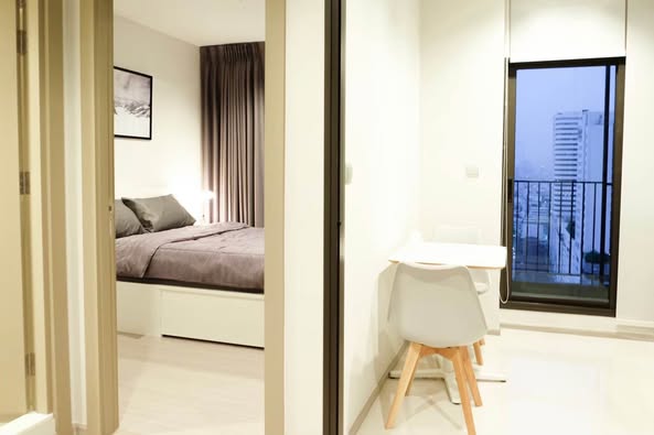 bedroom and room interior of Life Asoke – Rama 9