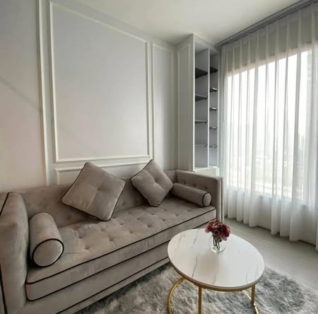 living room of Life Asoke – Rama 9