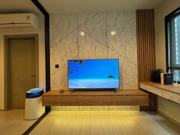 living room and room interior of Life Asoke – Rama 9