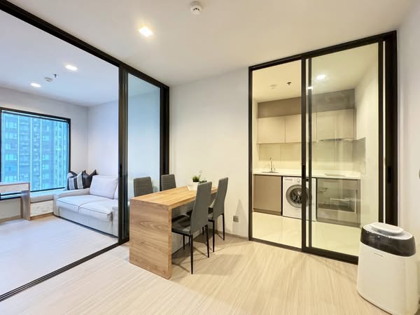 room interior of Life Asoke – Rama 9
