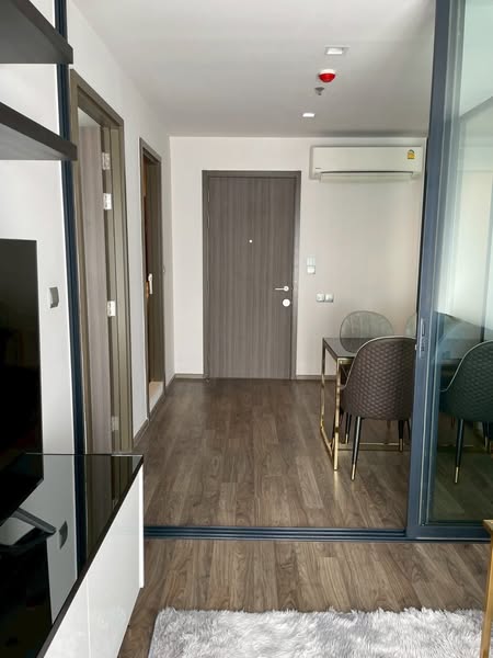 room interior of Life Ladprao Valley
