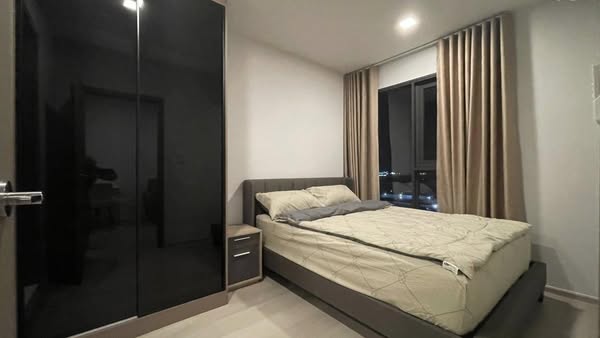 bedroom and room interior of Life พหลฯ-ลาดพร้าว | Life Phahon-Ladprao | First Class Living in The Heart of Ladprao