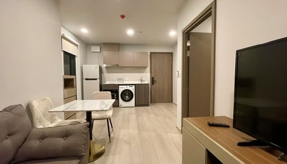 living room and room interior of Life พหลฯ-ลาดพร้าว | Life Phahon-Ladprao | First Class Living in The Heart of Ladprao