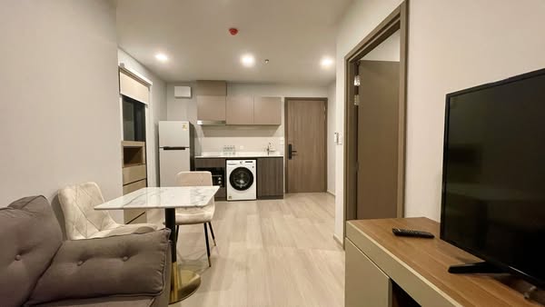living room and room interior of Life พหลฯ-ลาดพร้าว | Life Phahon-Ladprao | First Class Living in The Heart of Ladprao