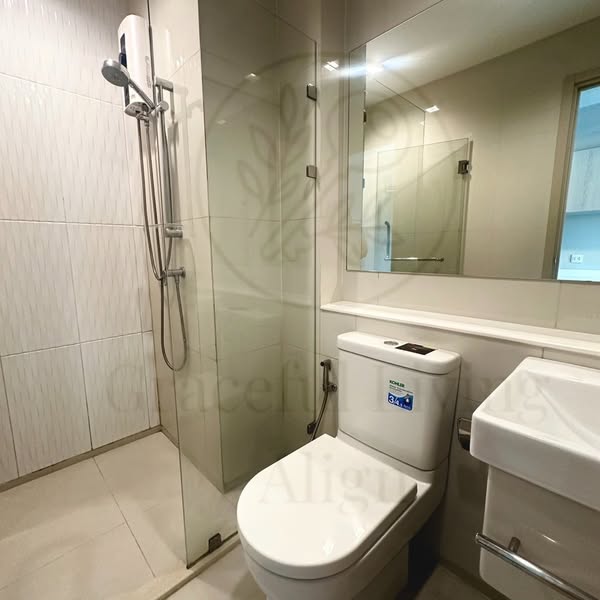 room interior and bathroom of Life One Wireless