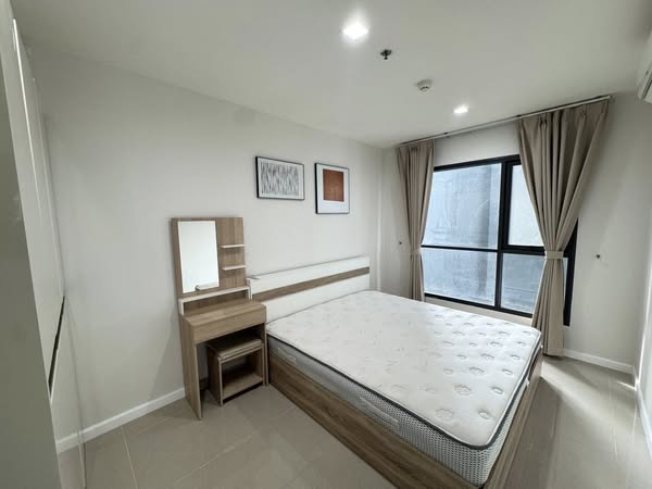 bedroom of Life Sukhumvit 48