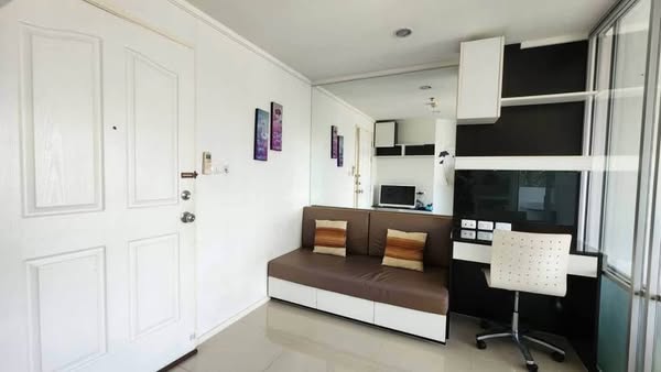 bedroom of Lumpini Ville La Salle – Bearing