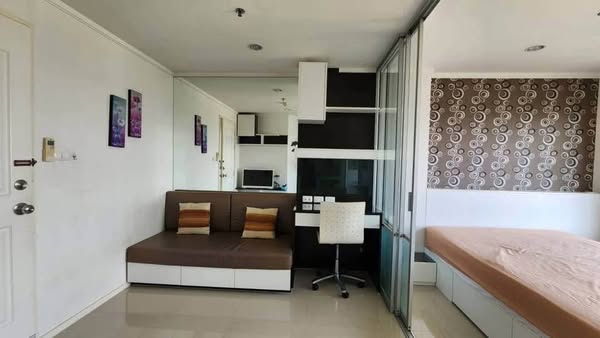 bedroom of Lumpini Ville La Salle – Bearing