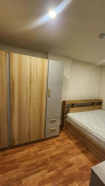 bedroom and room interior of Lumpini ville Sukhumvit 101/1