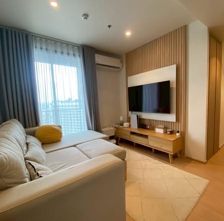 bedroom and living room of Maru Ladprao 15 : มารุ ลาดพร้าว 15