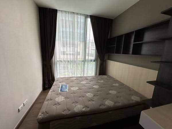 bedroom of Mövenpick Ekkamai Bangkok