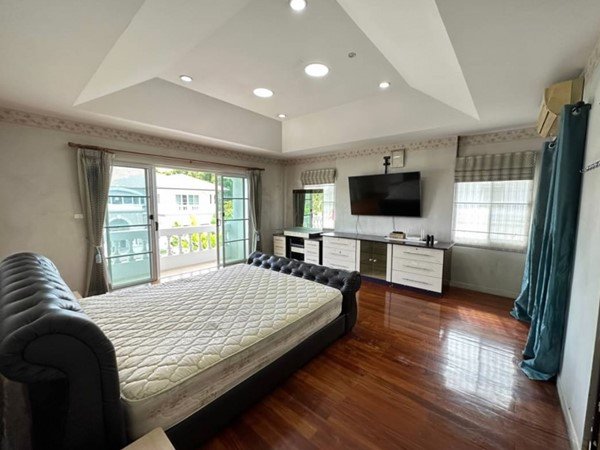 bedroom of Nantawan Rama 9 Srinakarin