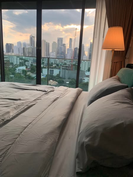 bedroom of Noble Remix