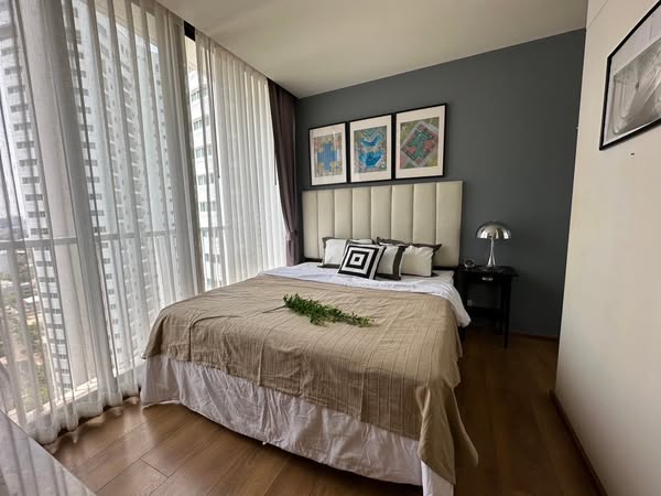 bedroom of Park Origin Phrom Phong