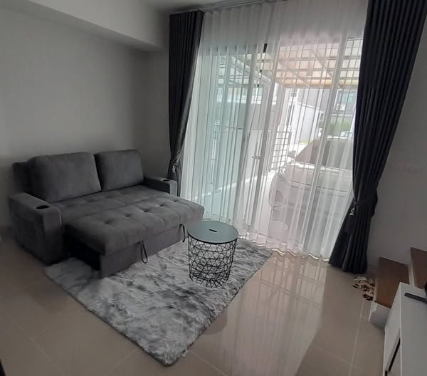 bedroom and living room of Pleno Sukhumvit-Bangna 2