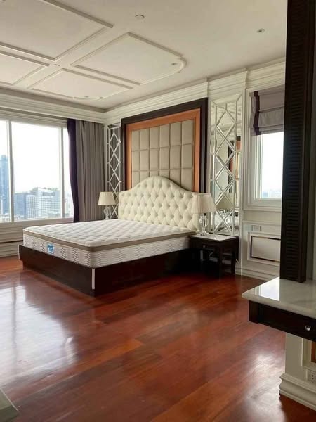 bedroom of Q Asoke