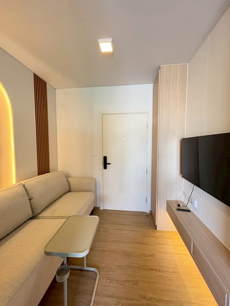 bedroom and room interior of QUINTARA MHy’ZEN PHROM PHONG (ควินทารา มาย’เซน พร้อมพงษ์)