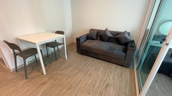 living room and room interior of Regent Home Bangna (รีเจ้นท์โฮม บางนา)