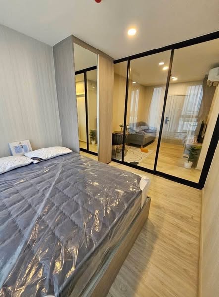 bedroom and room interior of SO Origin Phahol 69 Station